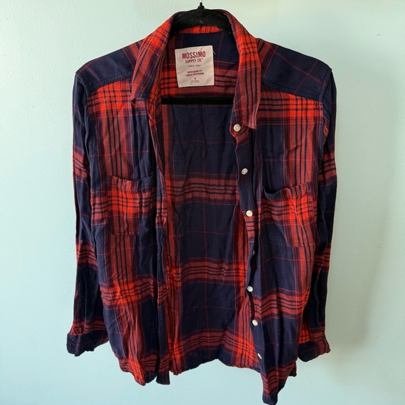 Mossimo Shirt, Women's Size Medium, Red Blue, Plaid, Button Up, Boyfriend Fit - Picture 1 of 5